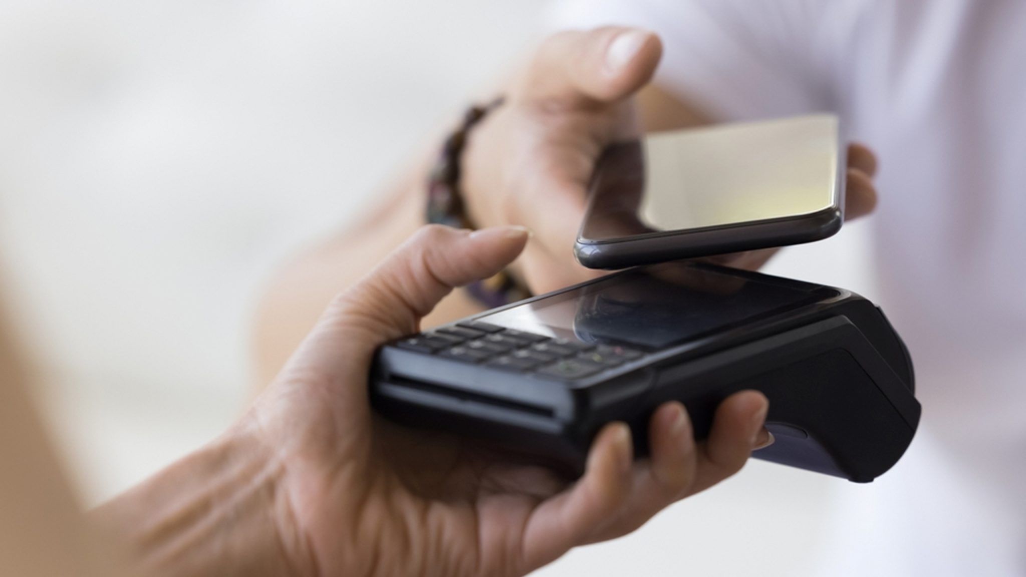 Optimizing Retail Operations: Cut POS Deployment Time by 95% and Costs by 45% with Automation